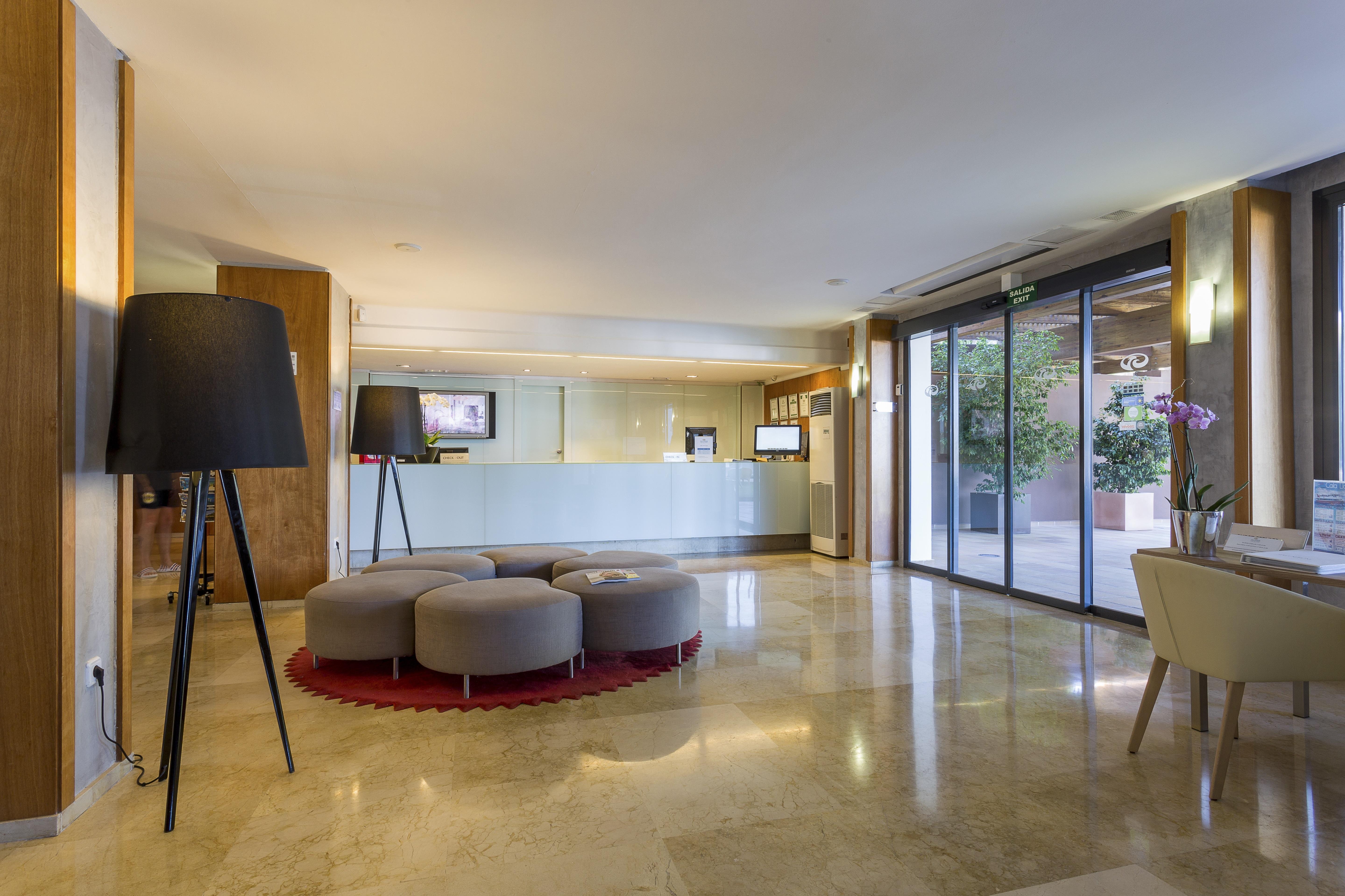 Palladium Hotel Cala Llonga - Adults Only Esterno foto